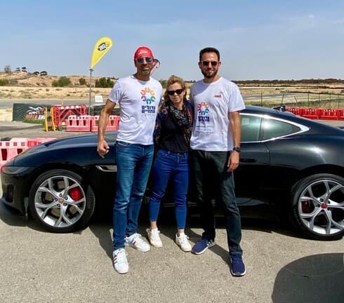 למען "גדולים מהחיים". מיכאל אבא, ליאן כהן ואלון כהן 