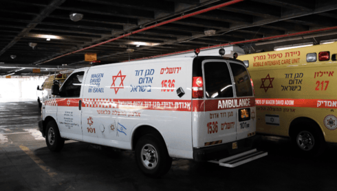 פונה לבית החולים פונה לבית החולים