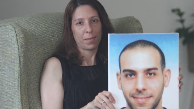 הקדישה את חייה למען אחיה הבכור