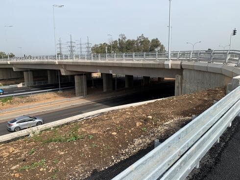 הסוף לפקקים. מחלף ביאליק צפון (צילום: אדי גל) מחלף ביאליק צפון