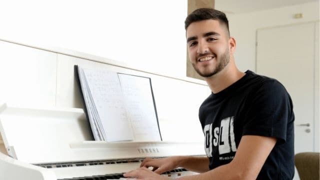 איתי אהרונוב