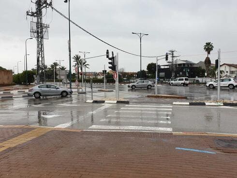 כביש 40 פתח תקוה (צילום: מתן דויטש) כביש 40 פתח תקוה
