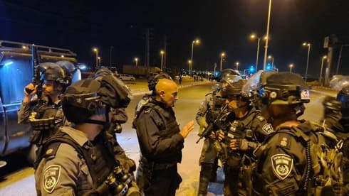 תנ"צ חצרוני בתדרוך הכוחות בכביש 25