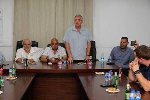 ראש המועצה האזורית עמק יזרעאל אייל בצר במפגש (צילום: דוברות המוא"ז עמק יזרעאל) מפגש ראשי הרשויות
