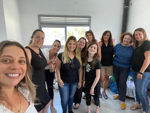 מור דקל ותושבים טובים שמסייעים