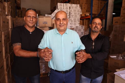 בכר ענבוסי והעובדים