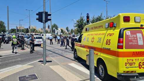 זירת הפיגוע בתחנת הרכבת הקלה
