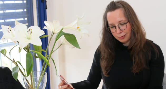 מעצבת הפנים מירי צור