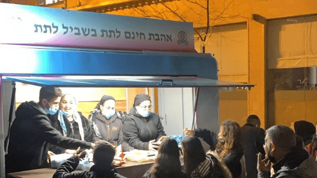 פעילות העמותה "לתת בשביל לתת" 