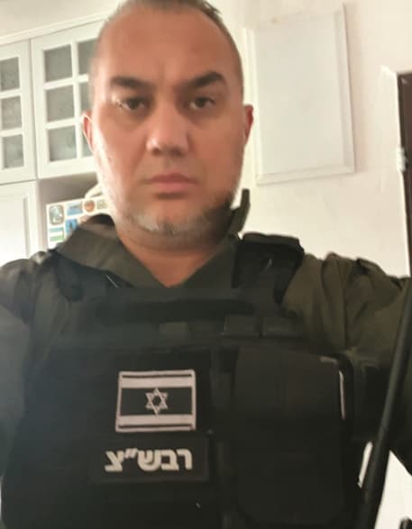 אנדריי דוסטוב