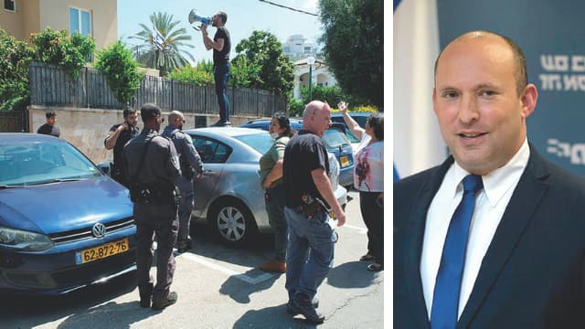 מפגינים מול ביתו של בנט ביום ראשון השבוע