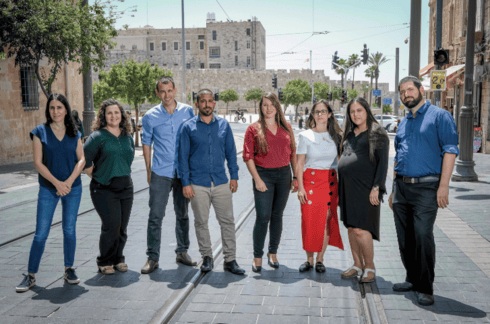 מימין: עו"ד שטרן, עו"ד אהרוני- זאבי, עו"ד הראל, עו"ד לוינוב, עו"ד לידני, עו"ד מרקס, עו"ד רייך ועו"ד שוהם