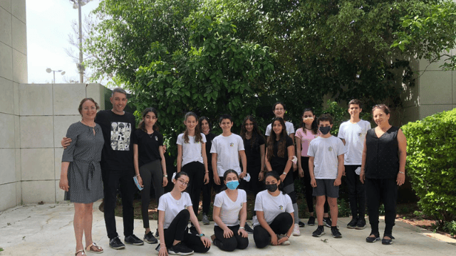 משתתפי המיזם מגימנסיית קציר חולון משתתפי המיזם מגימנסיית קציר חולון