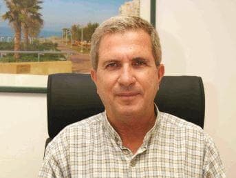 בולמש. "יש אולם ענק" 