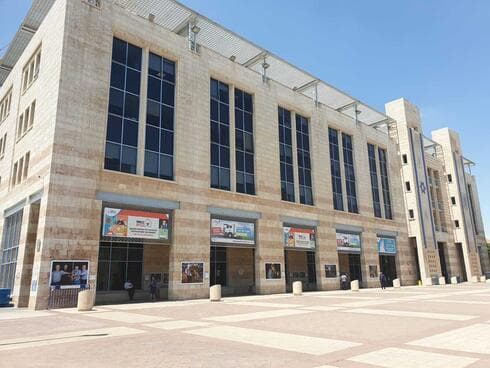 עיריית ירושלים פיטרה את שני העובדים