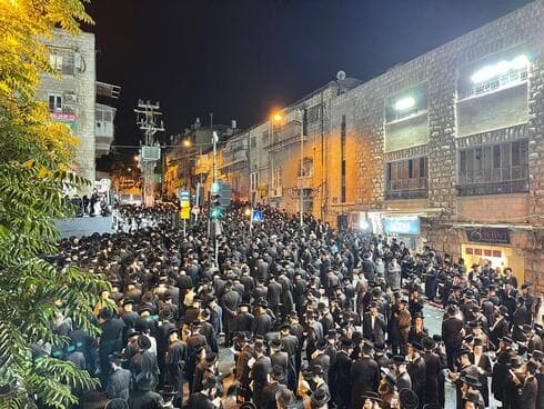 עצרת חרדים בכיכר השבת בירושלים