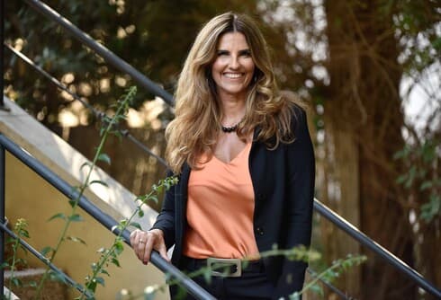 לימור תלם מגן, סגנית מלכת יופי ועורכת דין, מסתערת על הכנסת מטעם ישראל ביתינו עם תוכניות רבות (צילום: שרון צור) לימור תלם מגן, סגנית מלכת יופי ועורכת דין, מסתערת על הכנסת מטעם ישראל ביתינו עם תוכניות רבות