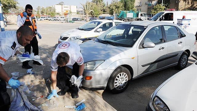 פעולות החייאה בפעוטה
