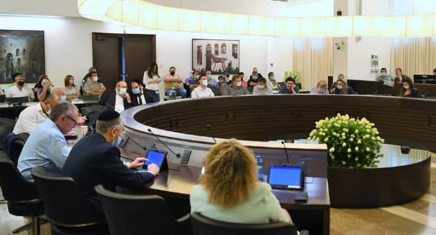 ישיבת מועצת העיר חיפה