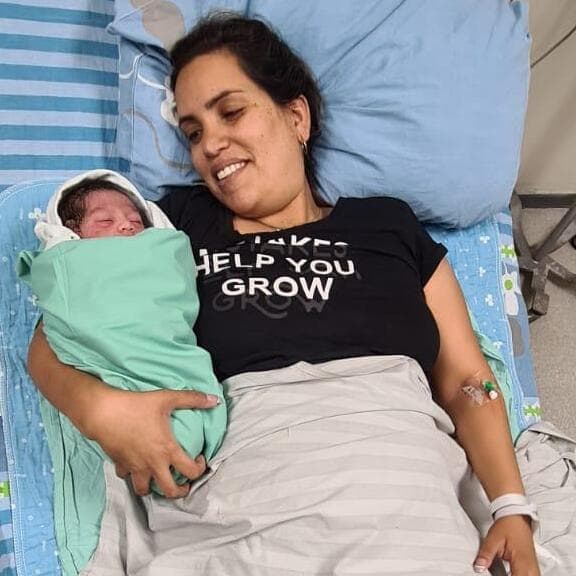 אור שמחי והתינוקת החדשה