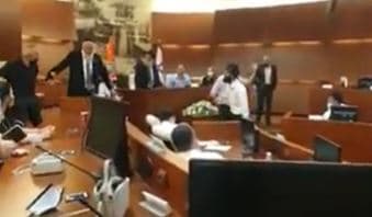 ישיבת המועצה הסוערת