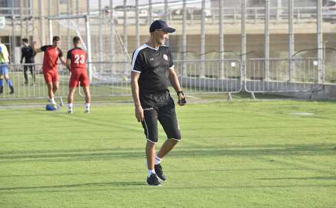 מאמן הכושר שרון כץ