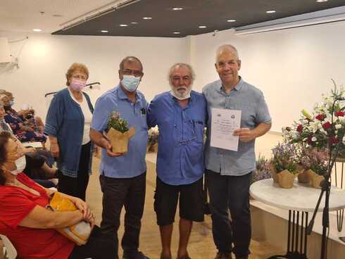 חוגגים 80. חברי המועצה האזורית שהגיעו לגבורות חוגגים 80. חברי המועצה האזורית שהגיעו לגבורות