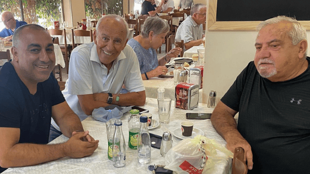 אלי אליהו עם שלמה שרף ומוטל'ה שפיגלר