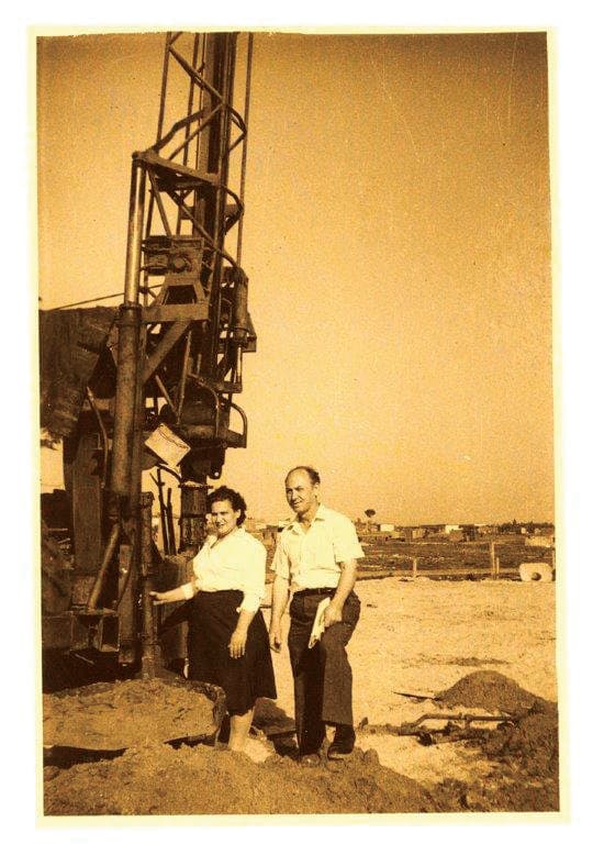 המפעל בשלבי הנייה