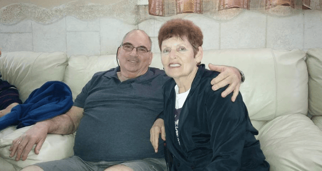 "לבסוף נדבקו שניהם לאחר שנחשפו לחיובית לנגיף". נעמי ואיתן בוטבין 