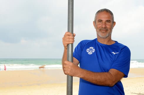 ניסים אפייה, מציל חוף הרביירה