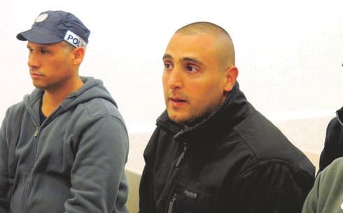 בני שלמה. חזר לווילה המבוצרת במושב חלץ, שנבנתה על פי האישום מכסף שעבר הלבנה (צילום: מוטי קמחי) בני שלמה. חזר לווילה המבוצרת במושב חלץ, שנבנתה על פי האישום מכסף שעבר הלבנה