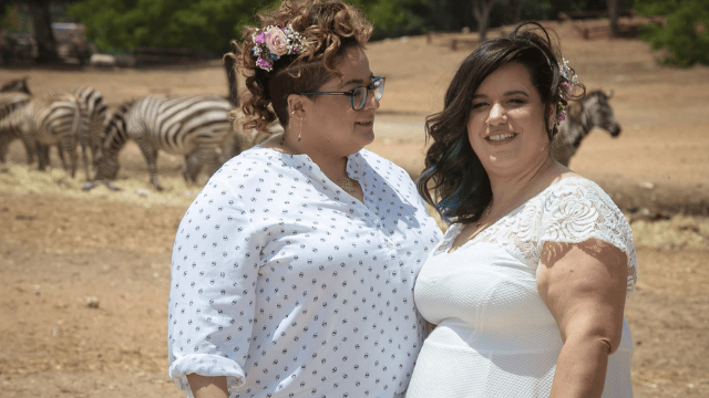 מימין: אילה סמש לוי וזוגתה מיכל בספארי מימין: אילה סמש לוי וזוגתה מיכל בספארי