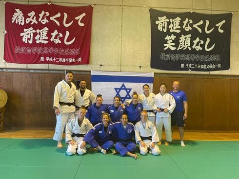 דורי עם נבחרת הג'ודו בטוקיו