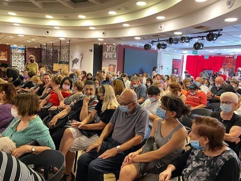 "אנשים לא רוצים לעזוב"