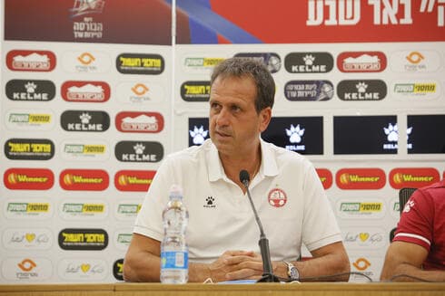 רוני לוי. אנורתוזיס קבוצה טובה יותר מהפולנים