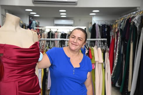 רוני רוקח, פלמנגו שמלות ערב. "ביטול חתונות זו מכה"