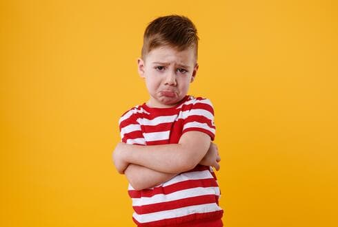 הילד לא מוכן להיפרד? תנו לו עוד דקה, שתיים, אפילו יותר (צילום: shutterstock) שיעור בהסתגלות