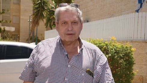 יגאל יגן. "עשו לי משפט שדה" יגאל יגן. "עשו לי משפט שדה"