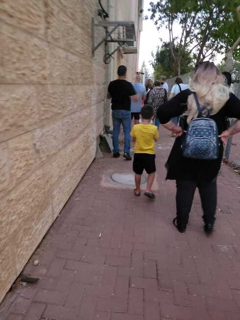 תור לחיסונים נגד קורונה נווה אפק ראש העין