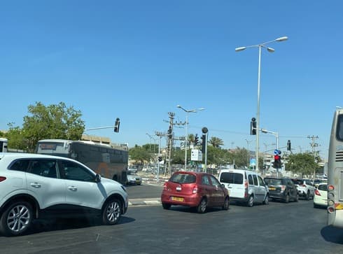 צומת הכניסה לשכונת רמות