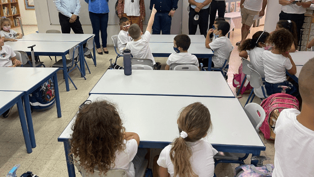 פתיחת שנת הלימודים בבת ים, הבוקר