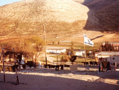 מתחם היחידות החטיבתיות בסנור, 1981