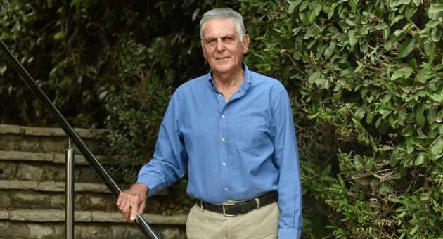 פרופ' שכטמן. "קליש יודעת איפה למצוא אותי" פרופ' שכטמן. "קליש יודעת איפה למצוא אותי"