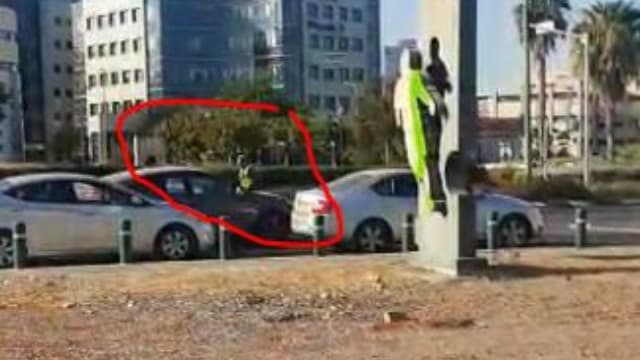 עימות בין שוטר לנהגת
