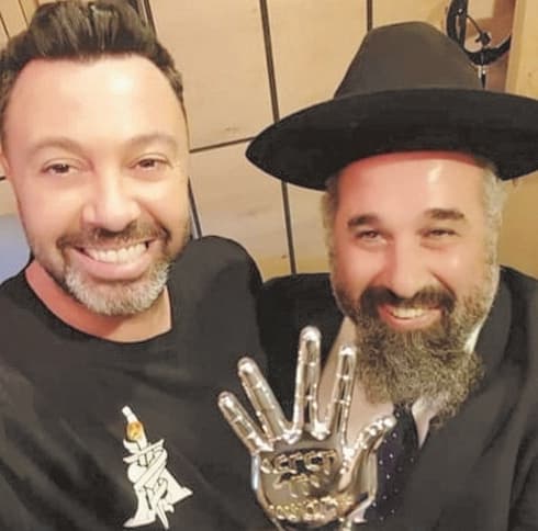 ליאור נרקיס עם הרב בן שטרית  