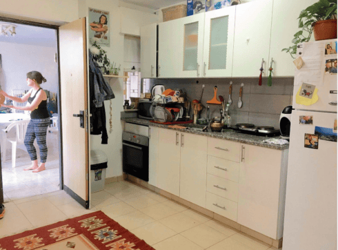 דירת שני חדרים בגבעה הצרפתית
