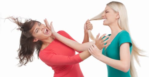 הנשים התקוטטו בבית המשפט
