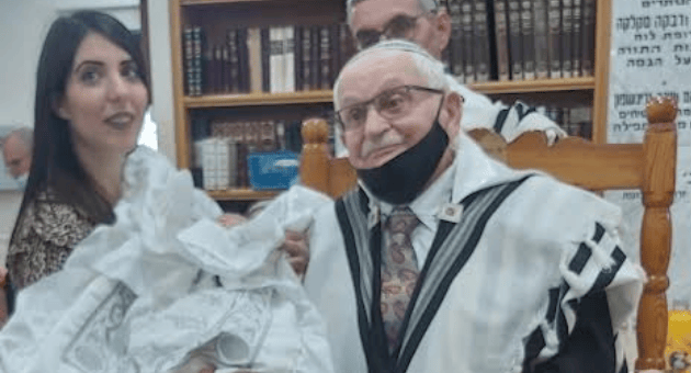 אהרון וייס והנין ה־13