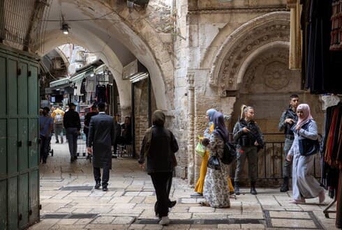 מצלמות האבטחה בעיר העתיקה והעדות המפורכת של הבלשים ממרחב דוד